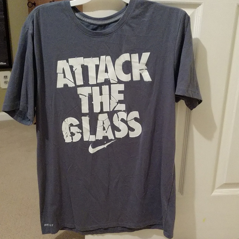 Nike dri fit t-shirt
